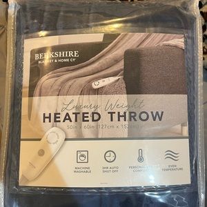Berkshire heated throw blanket new in bag unopened 50”x60”